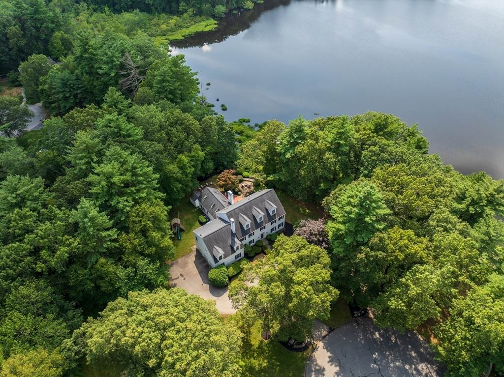 45 Webster Circle - Photo 1