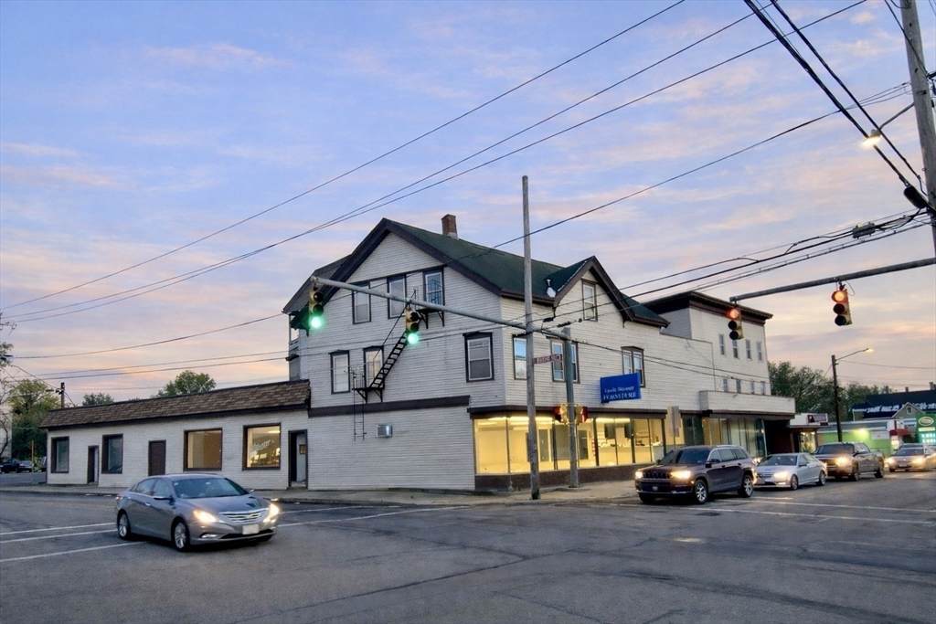 1081 Social Street - Photo 1
