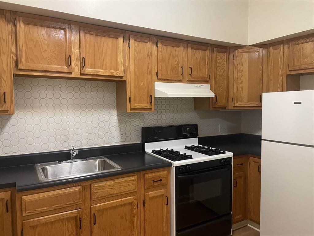 37 Blue Hill Ave - Photo 1