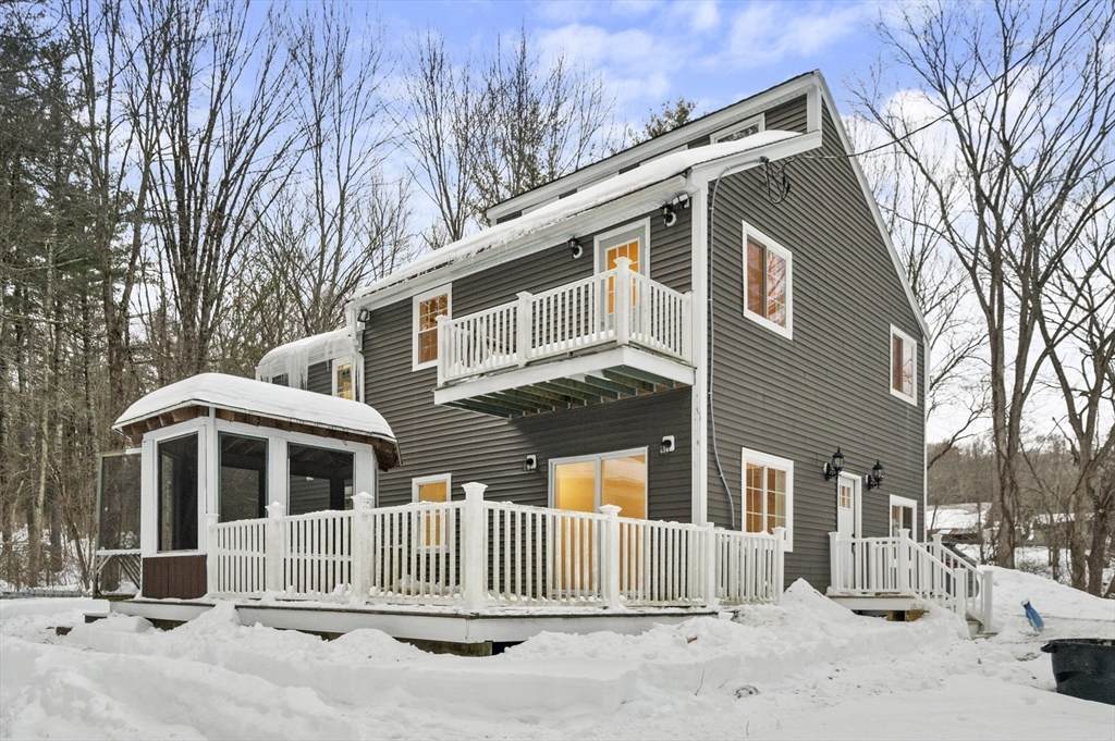 198 Uxbridge Rd - Photo 1