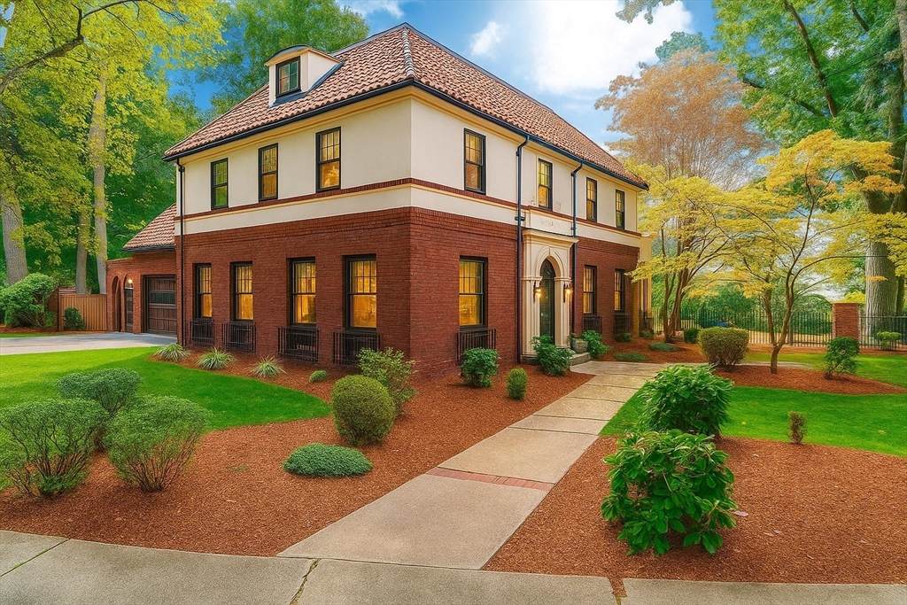 177 Springfield St - Photo 1