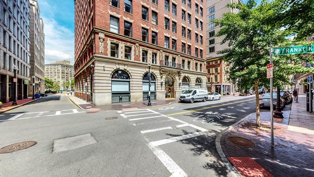 88 Broad St - Photo 1