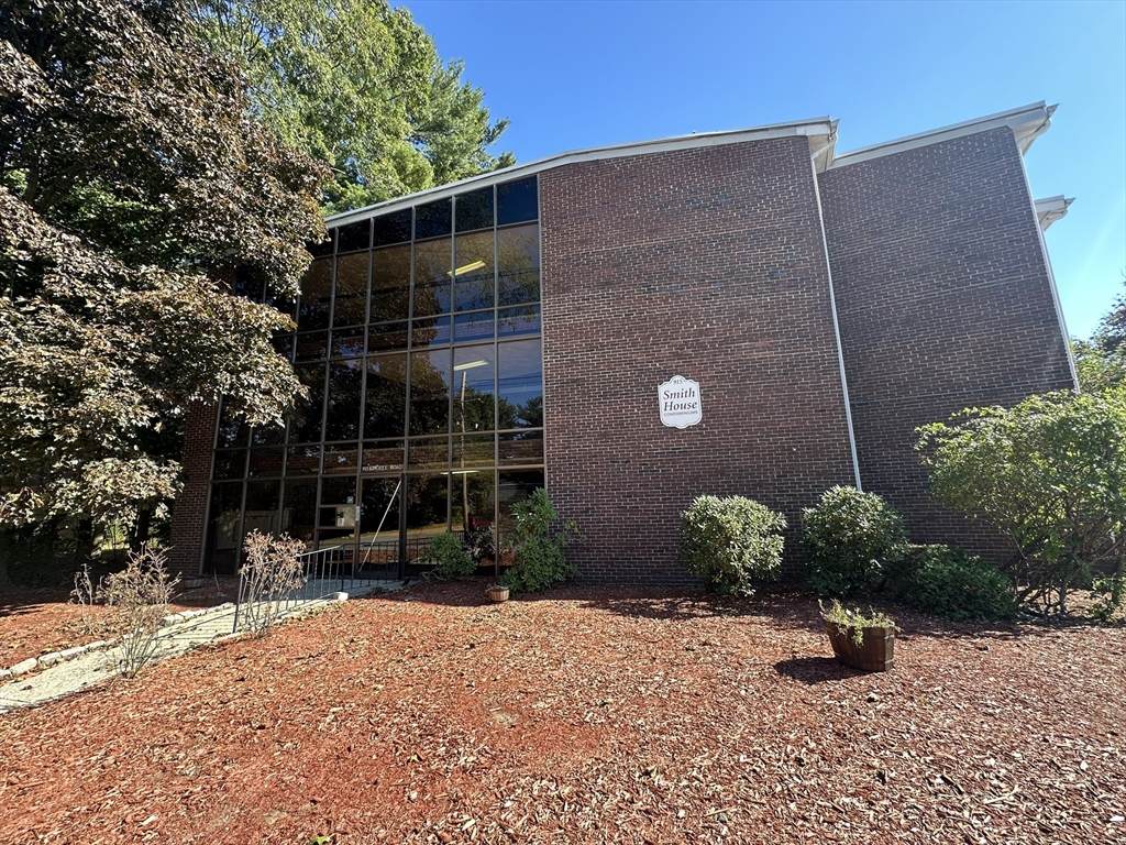 915 Edgell Rd - Photo 1
