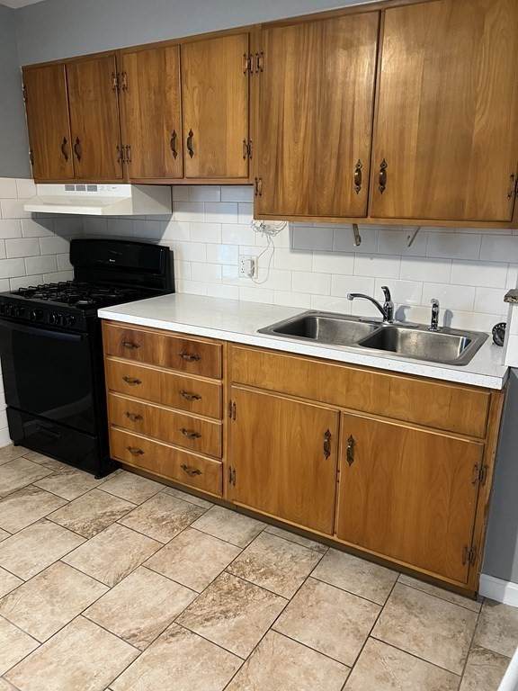 52 Tripp Street - Photo 1