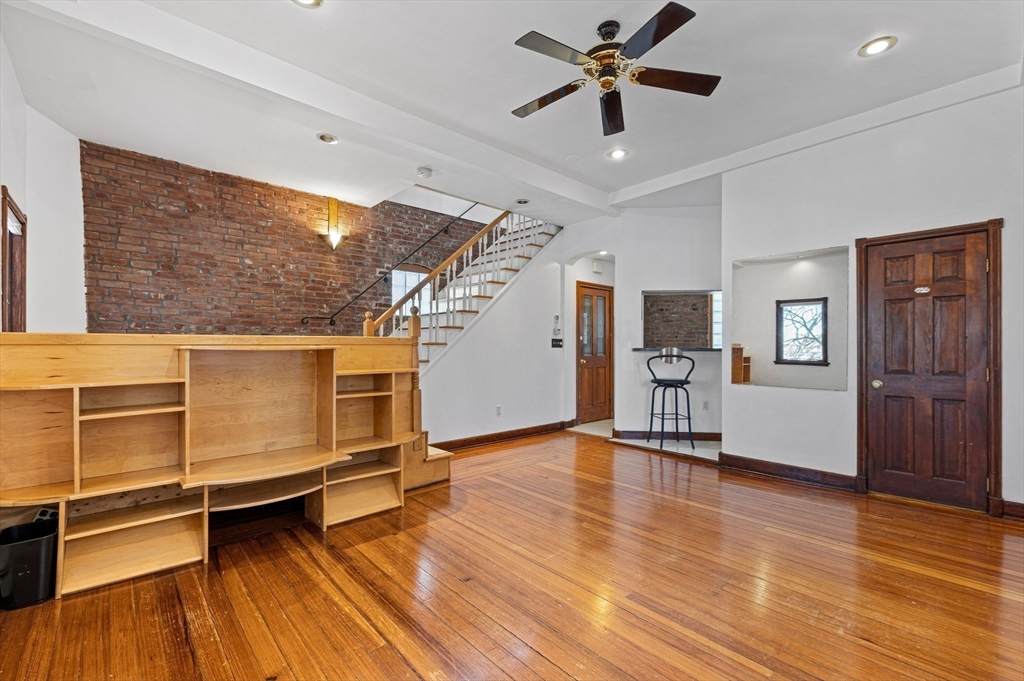 70 York St. - Photo 1