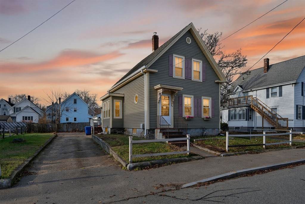 28 Cottage St - Photo 1