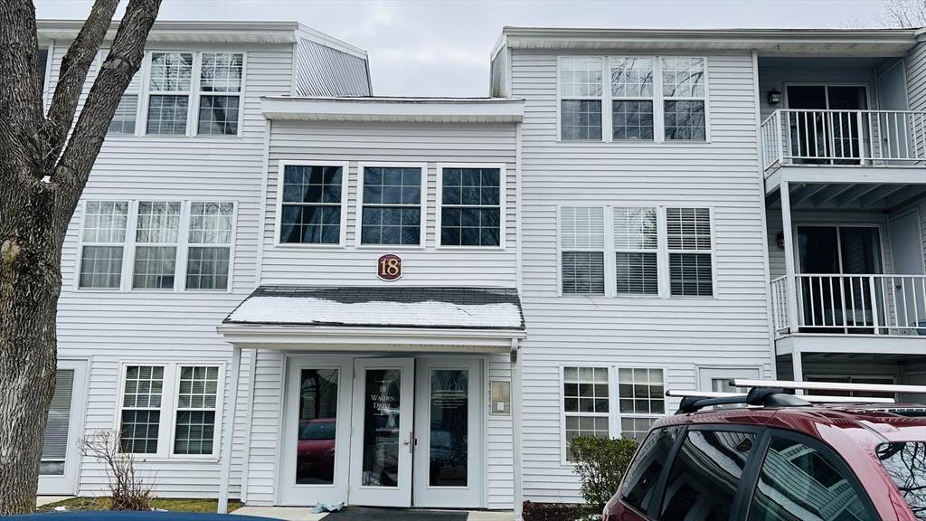 18 Walden Dr - Photo 1