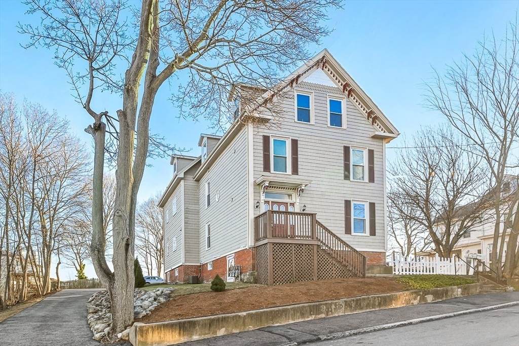 11 Symonds St - Photo 1