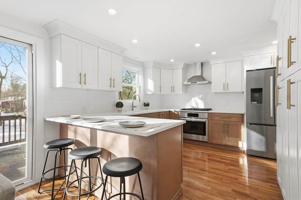 155 Mill St - Photo 1