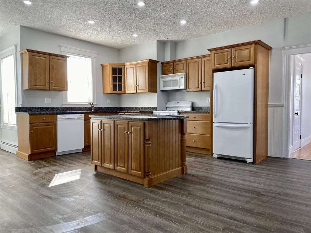 24 Hancock St - Photo 1
