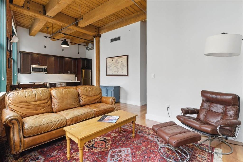 49 Melcher St - Photo 1