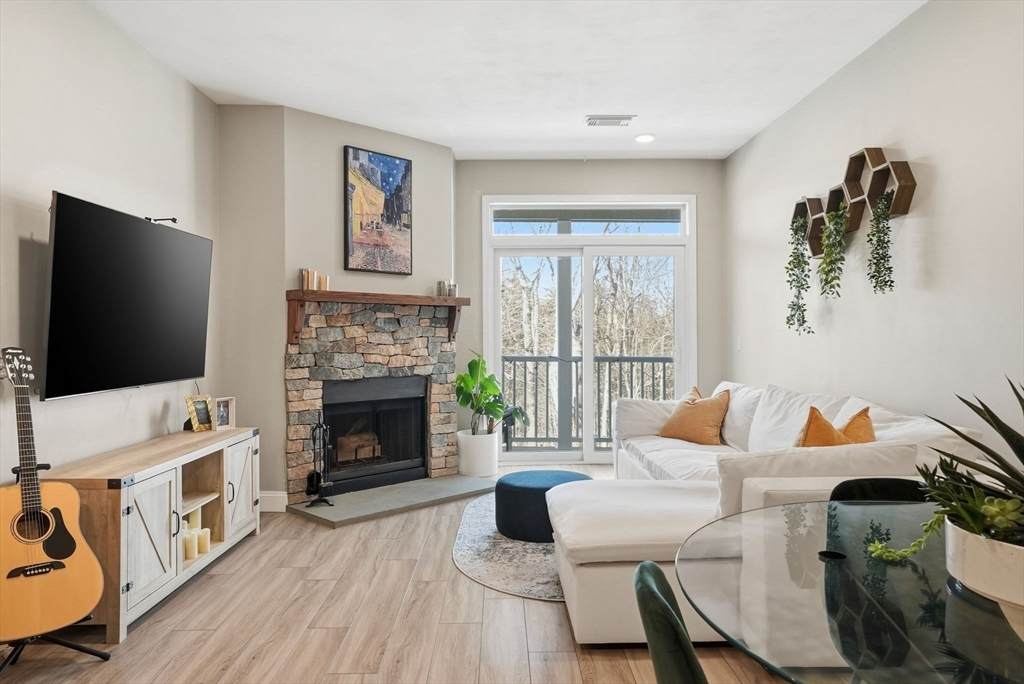 55 Bradford Commons Ln - Photo 1