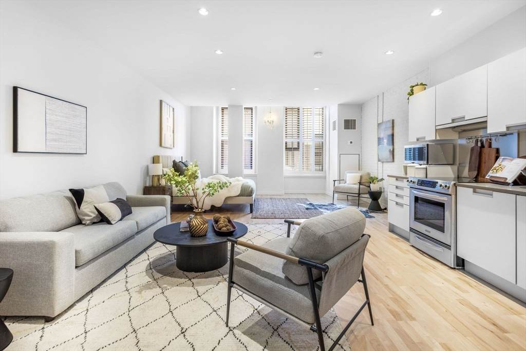 346 Congress Street - Photo 1