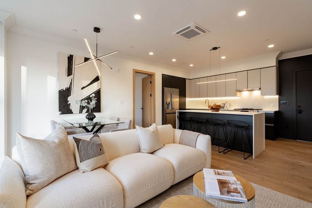 388 Washington Street - Photo 1