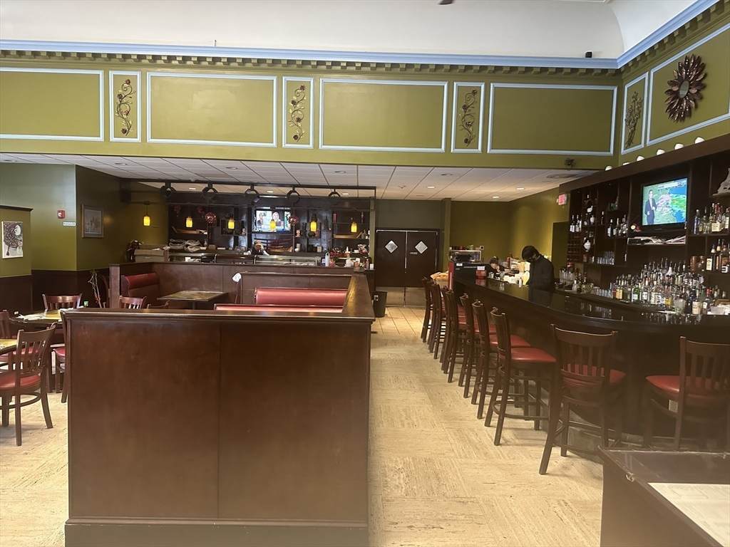 290 Main St - Photo 1