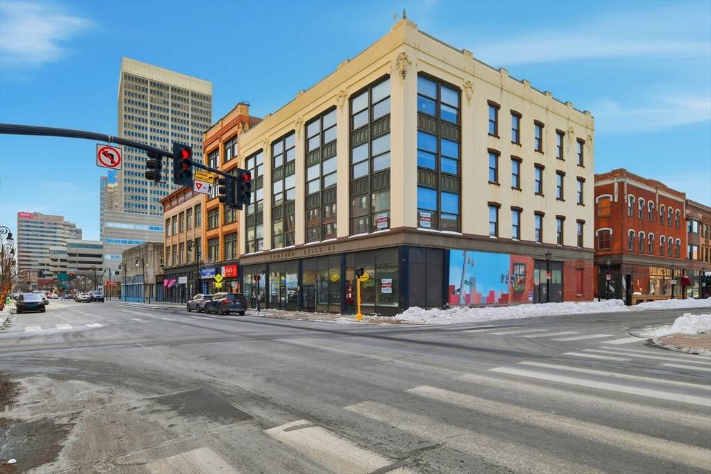 1628-1640 Main St - Photo 1