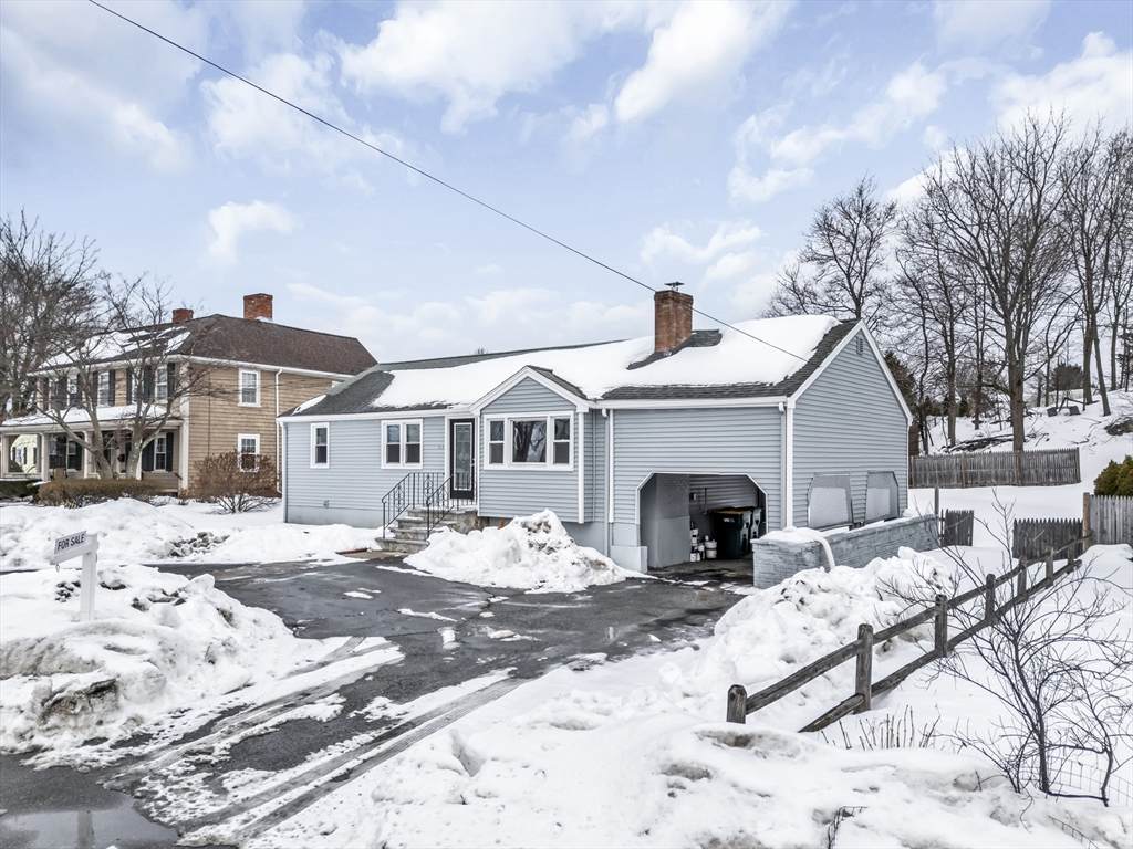 212 Cambridge Rd - Photo 1