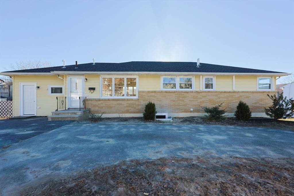 20 Festa Road - Photo 1