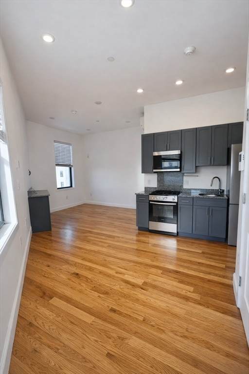 52 Washington Ave - Photo 1