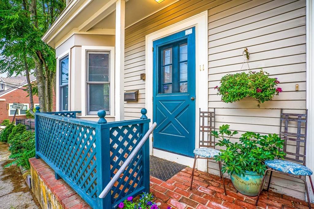 11 Elmwood Avenue - Photo 1