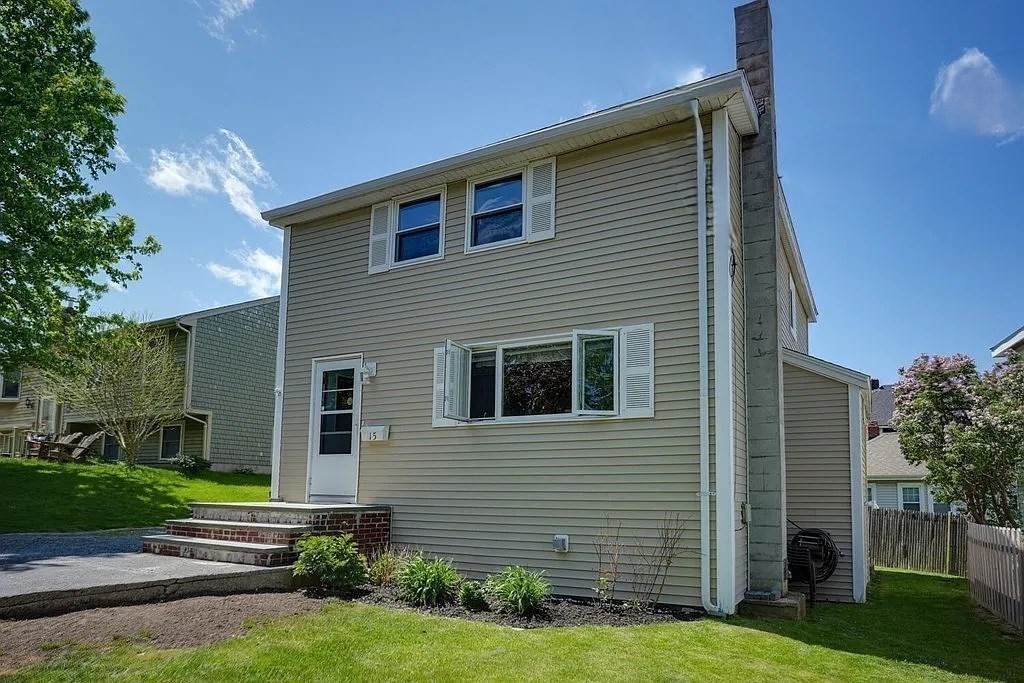 15 Lincoln Ave - Photo 1