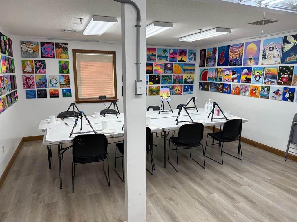 63 Myron St - Photo 1