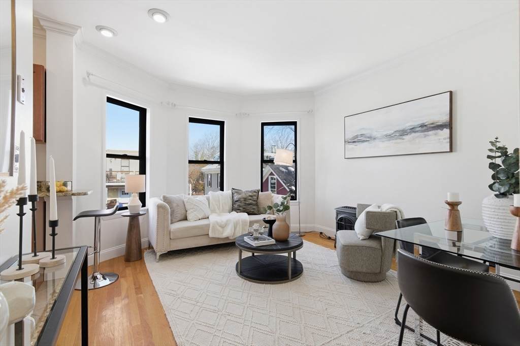 18 Atwood Sq - Photo 1