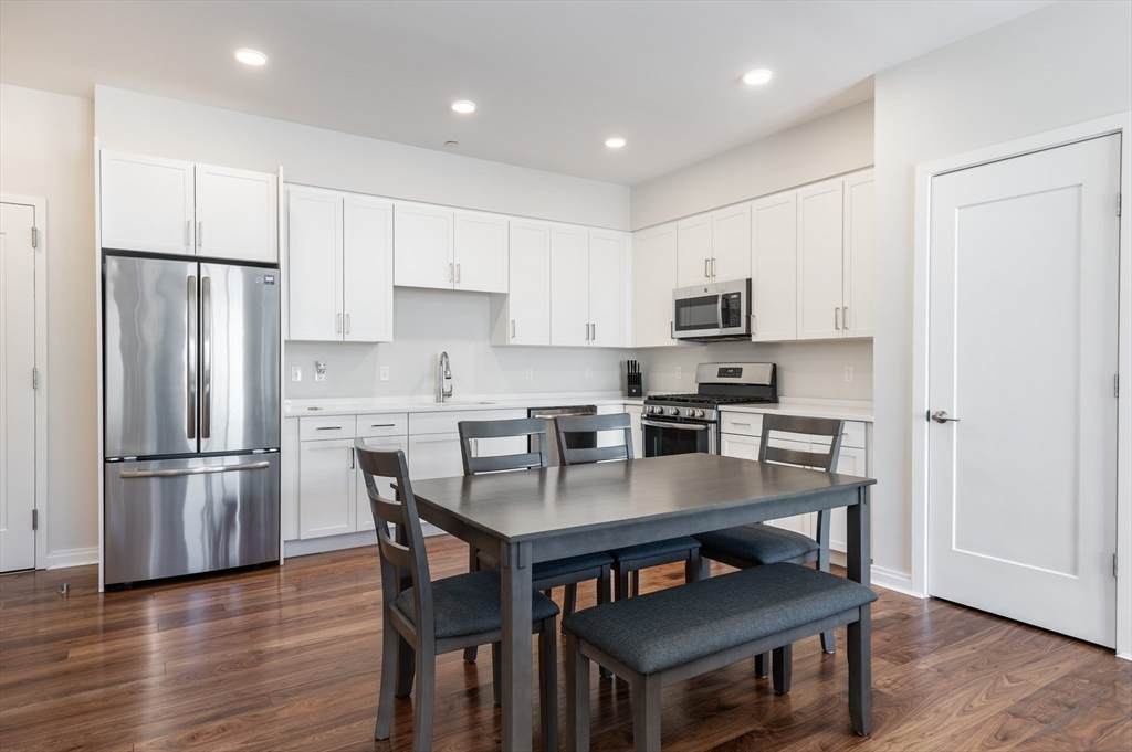 3531 Washington Street - Photo 1