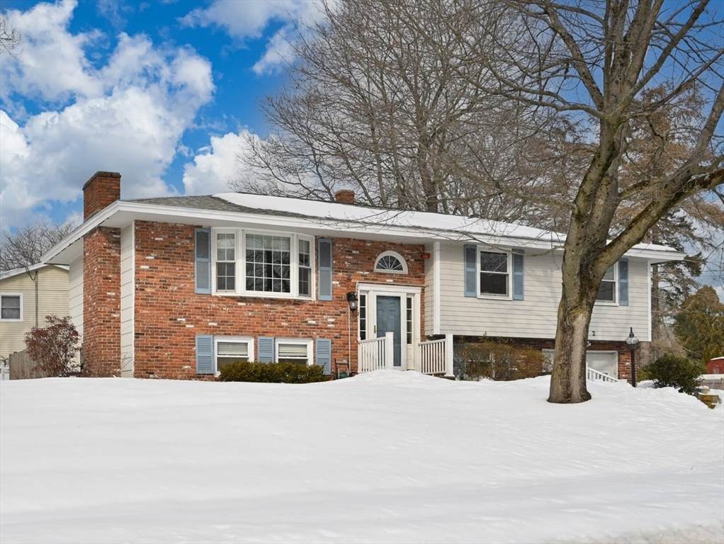 2 Iroquois Rd. - Photo 1