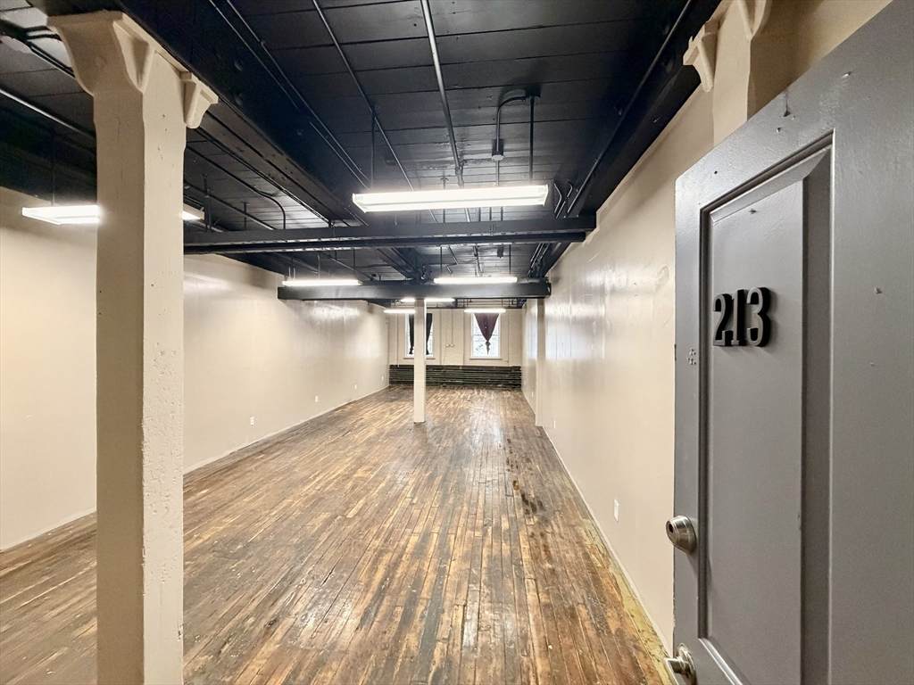 125-143 Main St - Photo 1