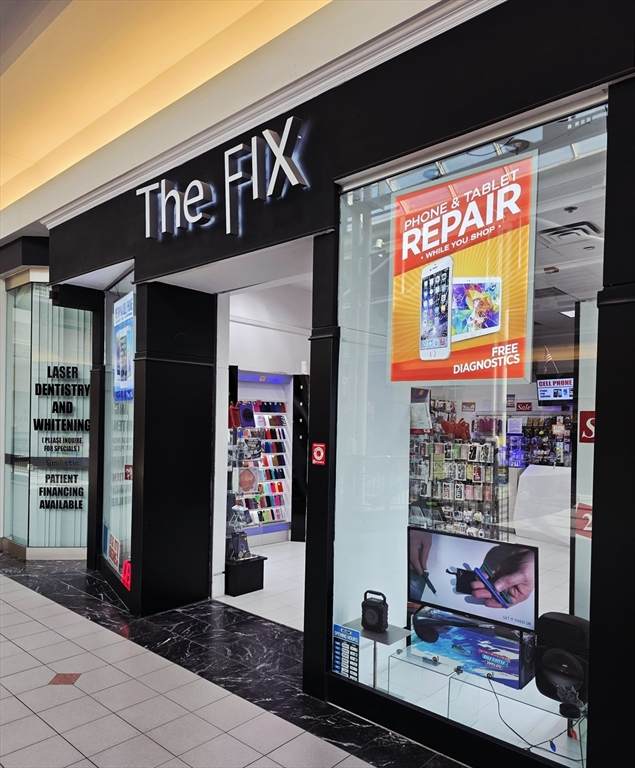 601 Donald Lynch Blvd - Photo 1