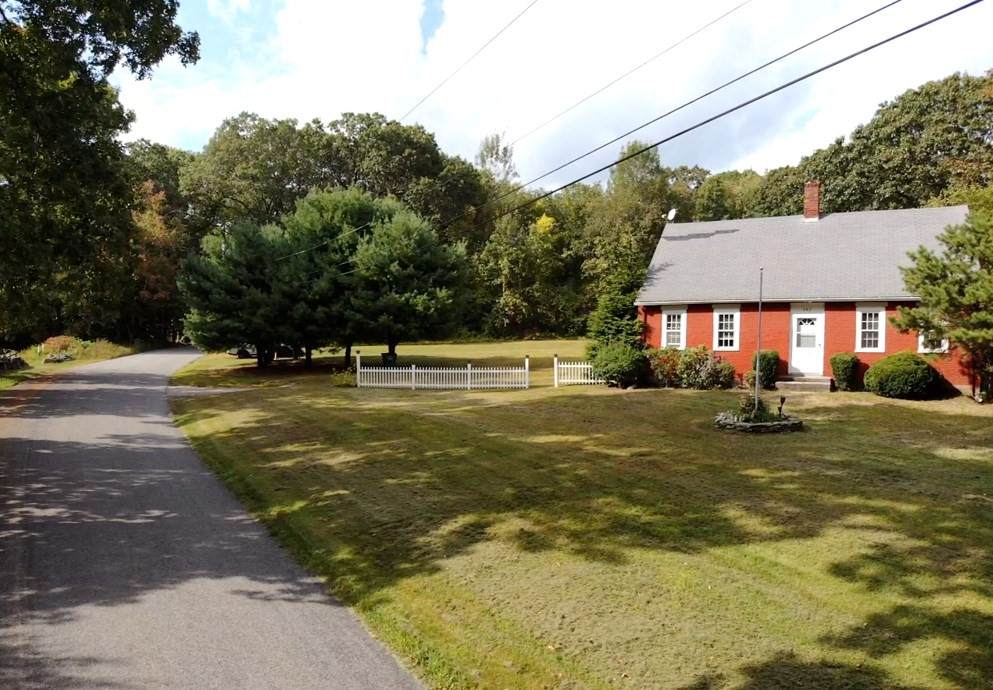 342 Chestnut St - Photo 1