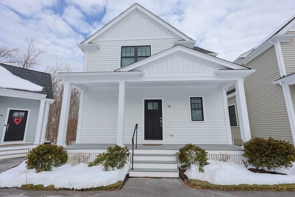 18 Lenox Ln - Photo 1