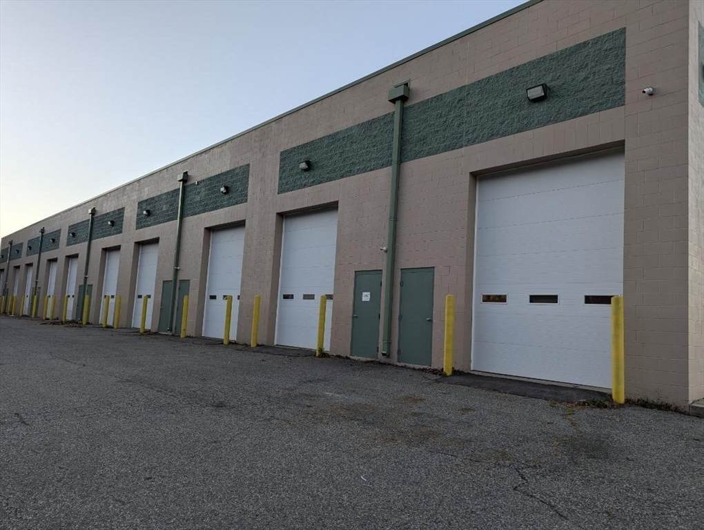 87 Centre Of New England Blvd - Photo 1