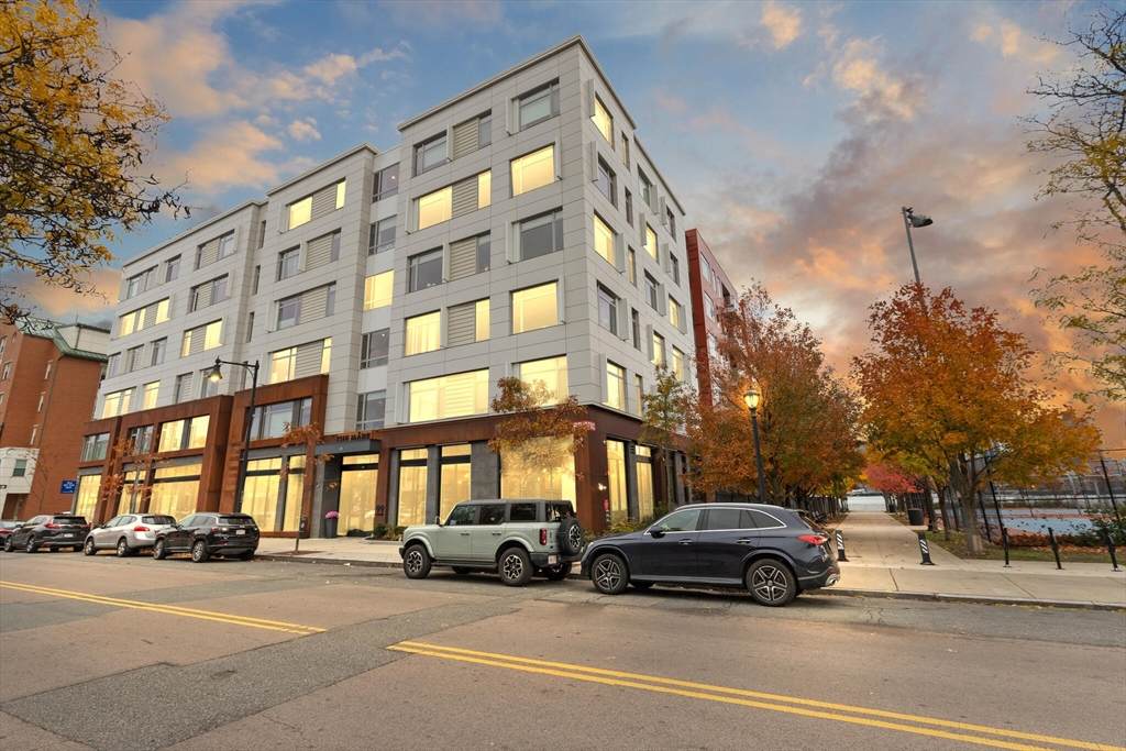 99 Sumner - Photo 1