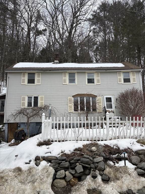 13 Basket St - Photo 1