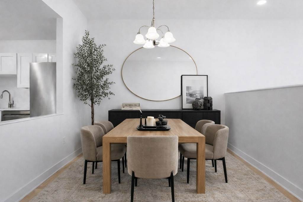 30 Monument Square - Photo 1