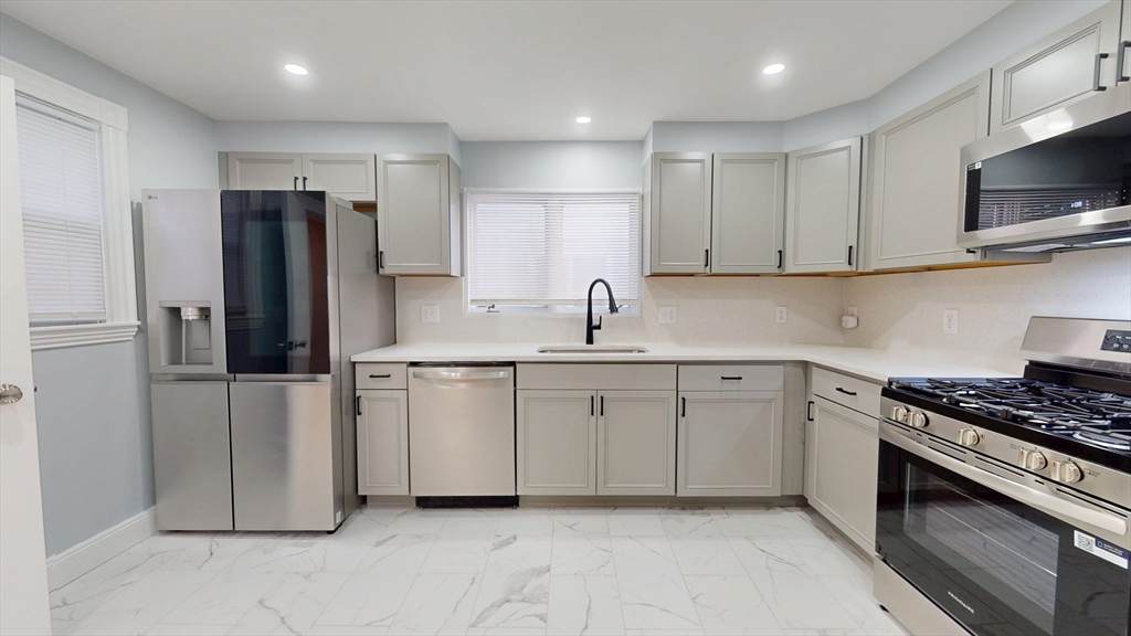 17-19 Dimick Street - Photo 1