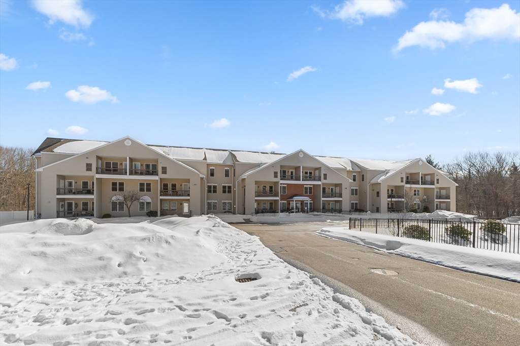 216 Reservoir Street - Photo 1