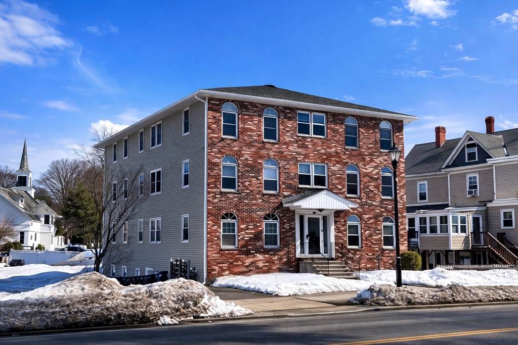 405 Boston Rd - Photo 1