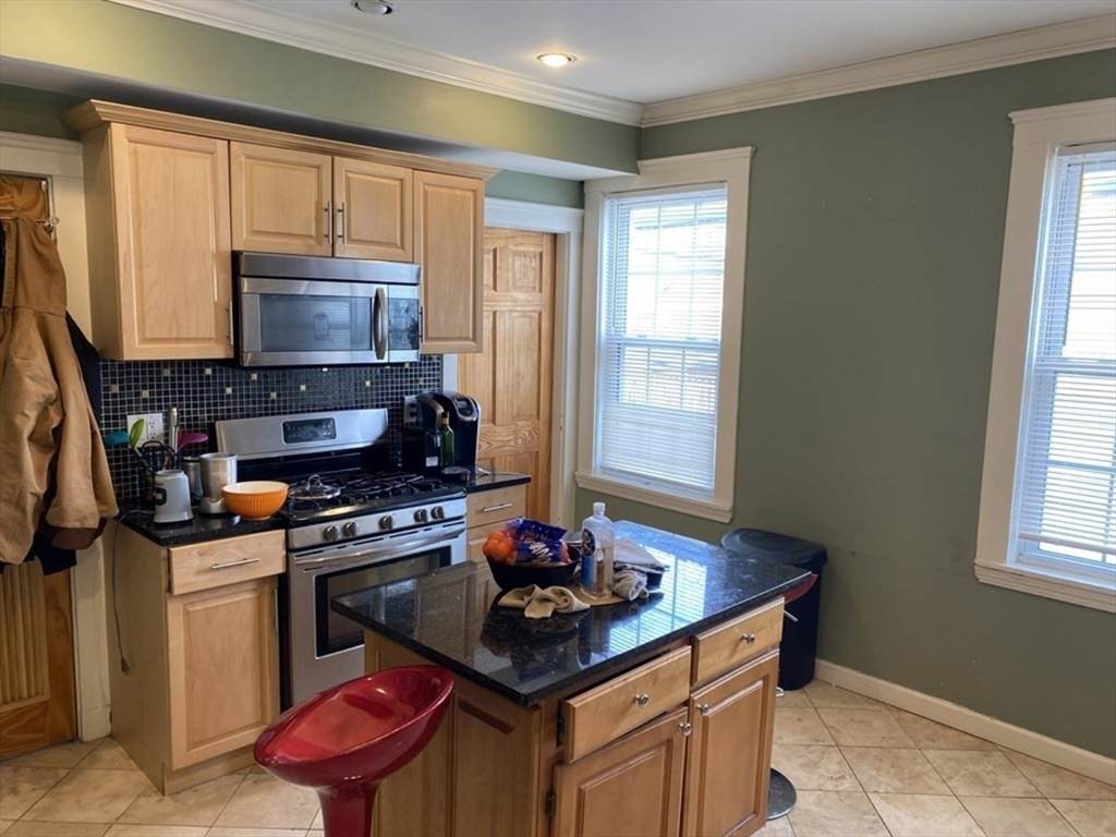 19 Pleasant St - Photo 1