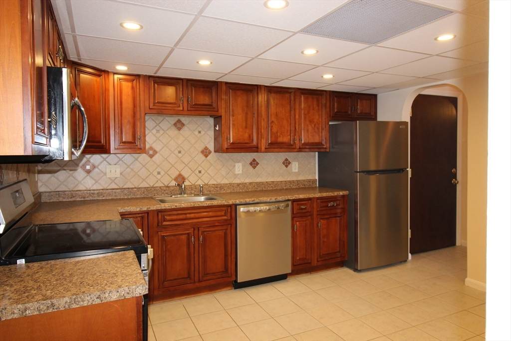 4 Kennedy Ln - Photo 1