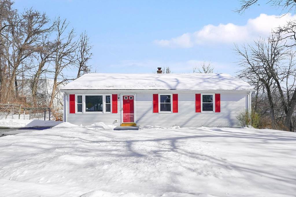 143 Fieldston St - Photo 1