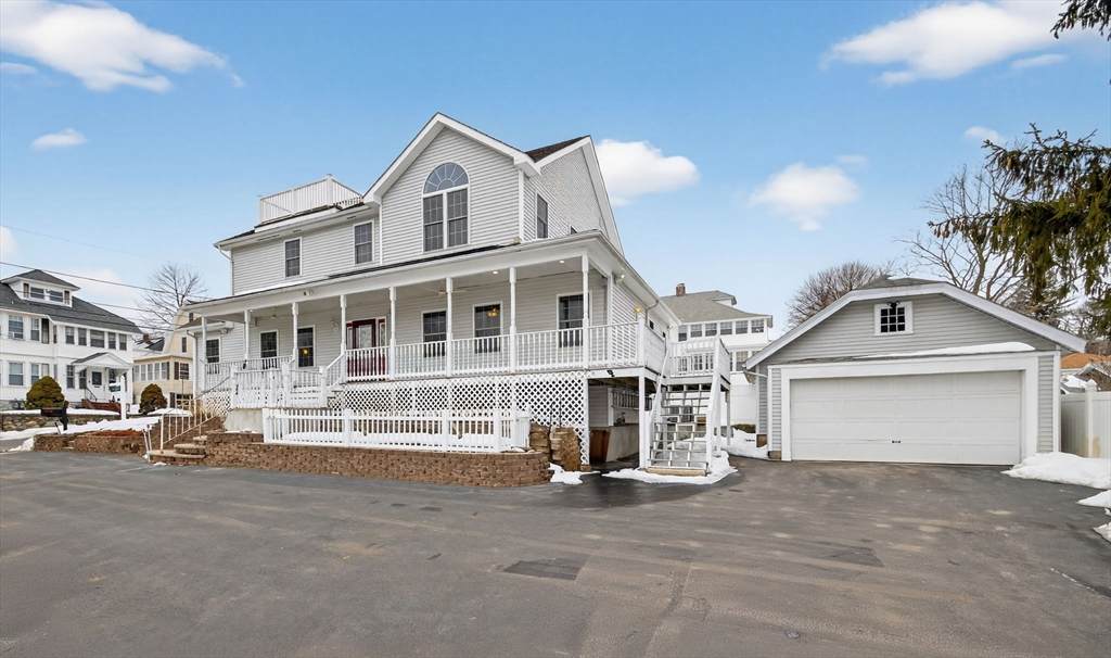 1146 Essex St - Photo 1