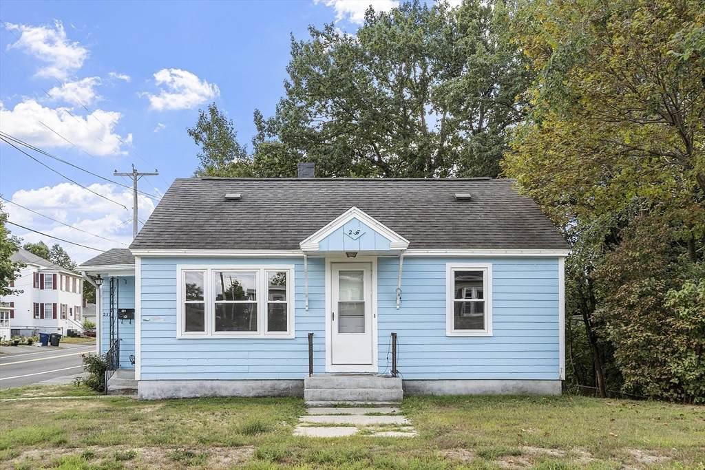 257 Spruce St - Photo 1