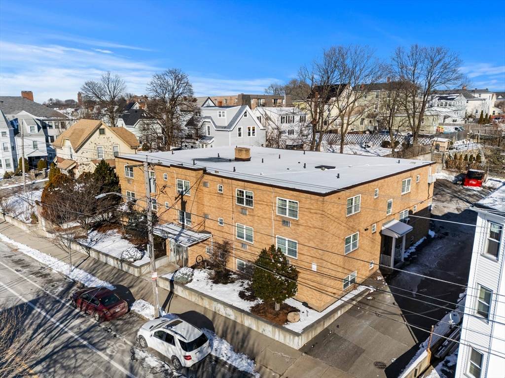 238 Chelsea Street - Photo 1