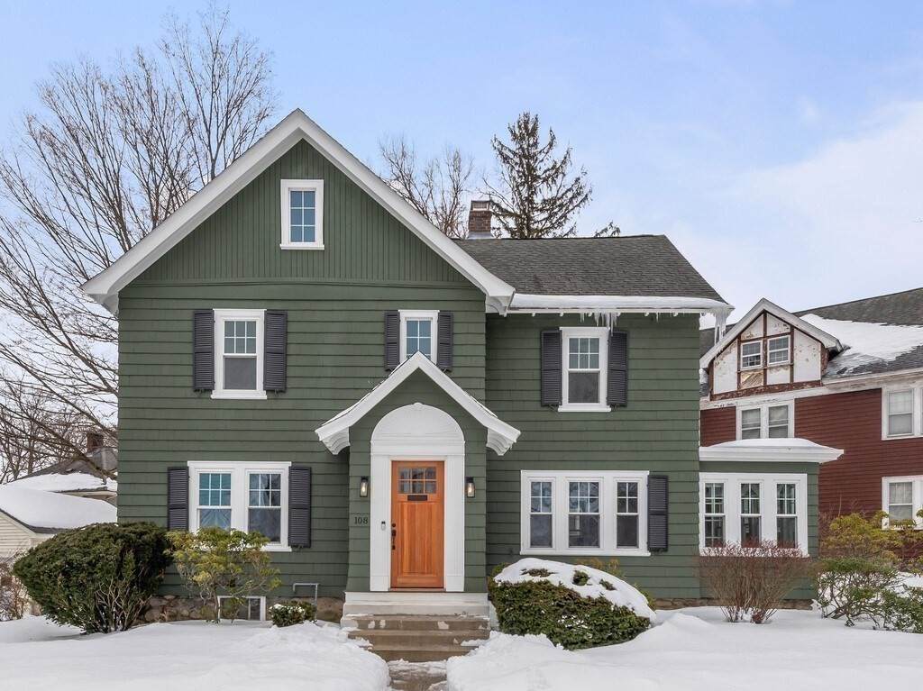 108 Longfellow Road - Photo 1