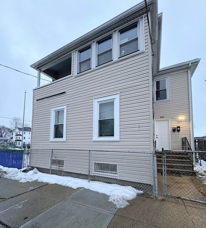 1350 Rodman St - Photo 1