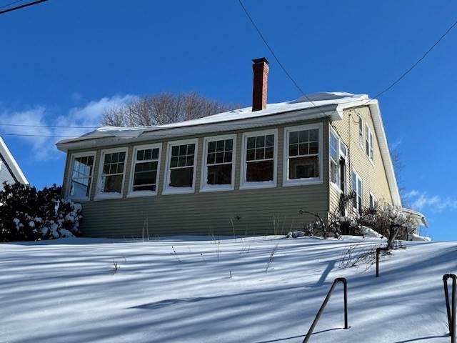 135 Henshaw St - Photo 1