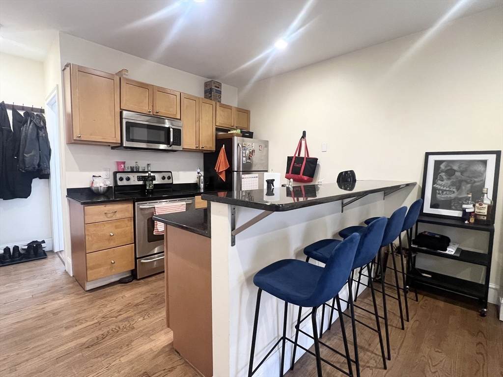 233 Northampton - Photo 1